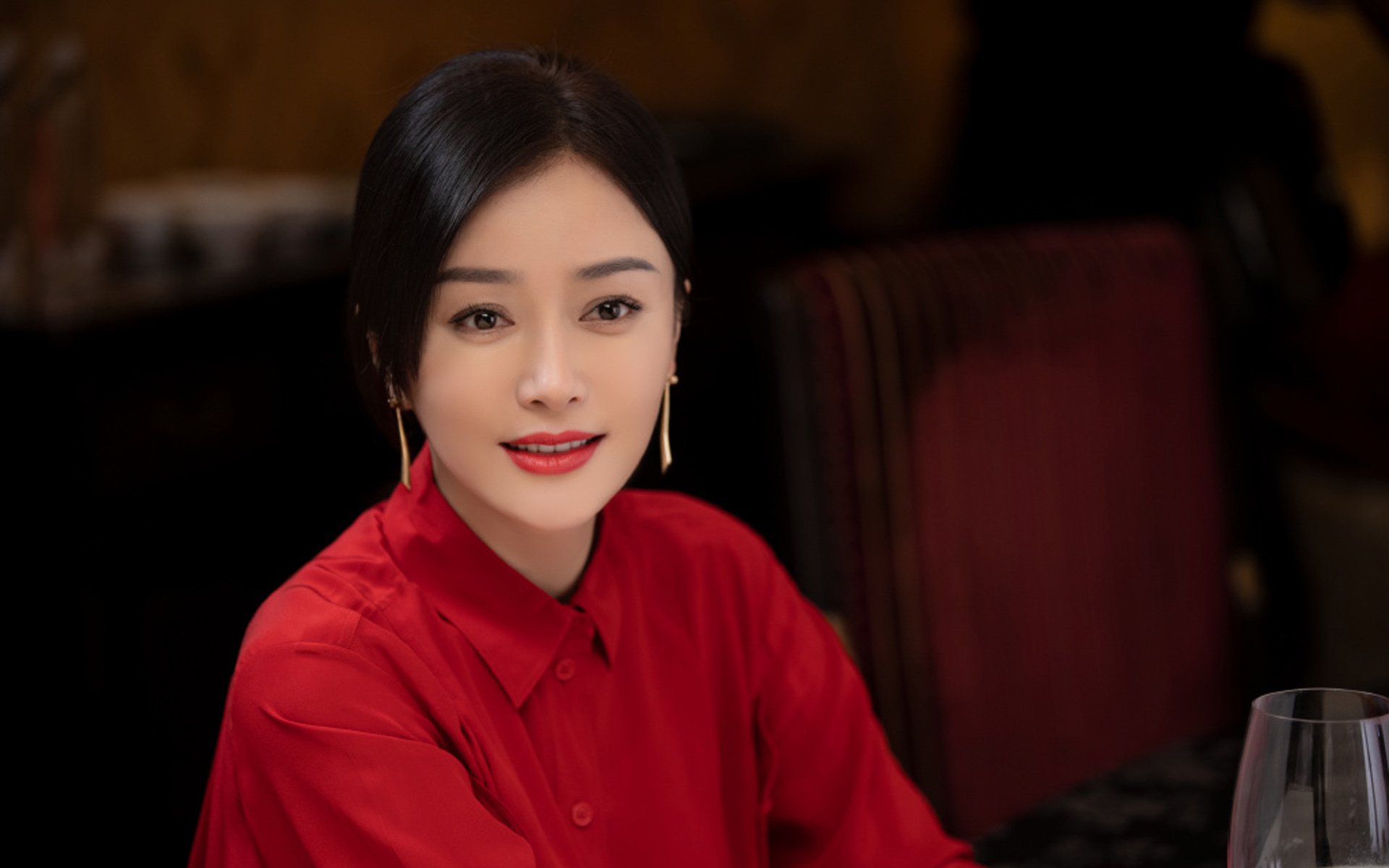 伊朗队前锋洛佩斯在巴黎奥运会上表现出色，洛佩斯转会