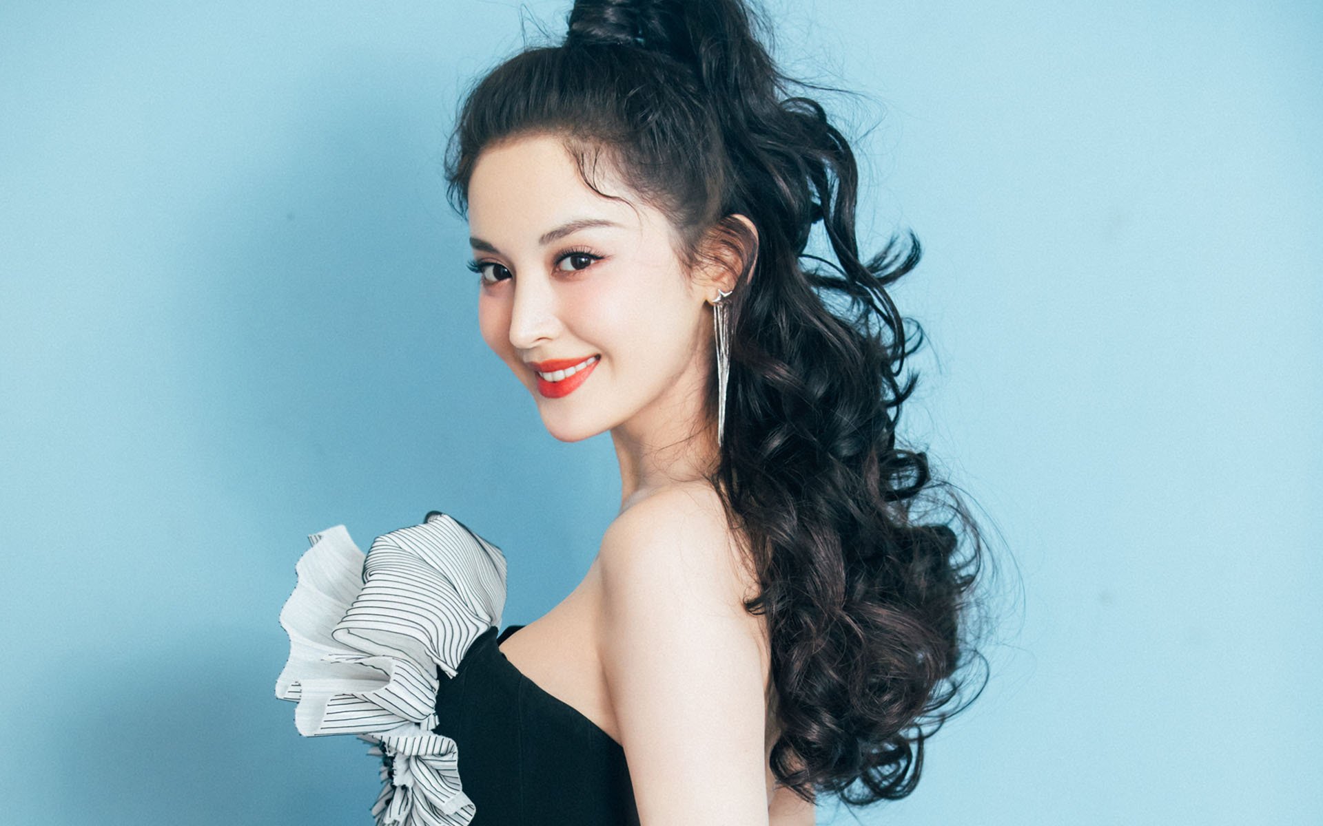 广厦控股 球迷呼声高涨，广厦控股阵容