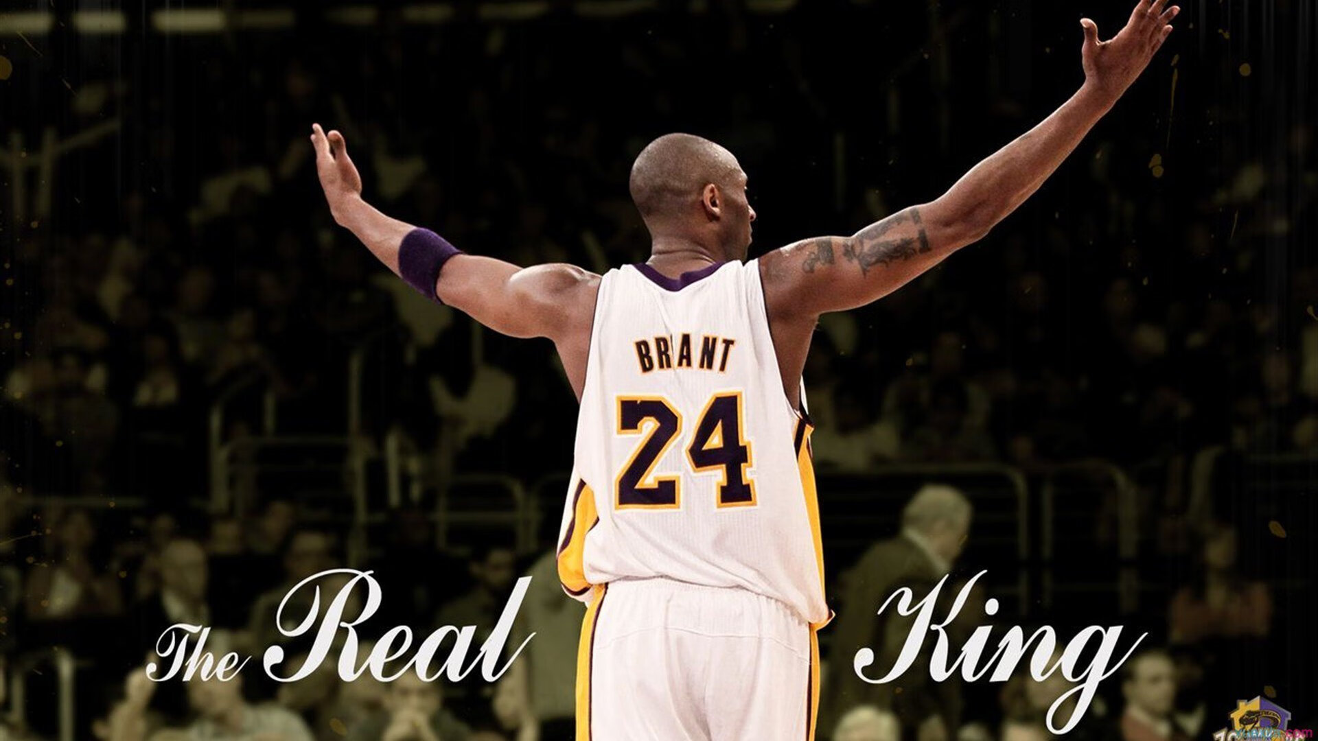 华体会官网入口-史上最“炫炸”的三分表演：库里在对阵雷霆比赛中投出六个连续三分球！